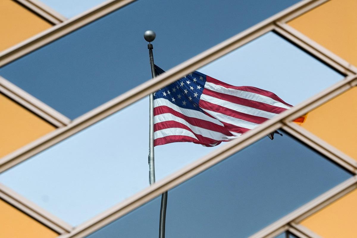 US embassy in Kabul warns of worsening security at airport amid evacuation