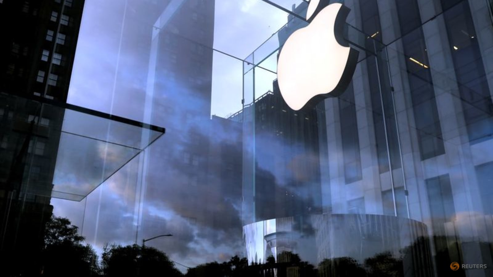 Apple files appeal notice in copyright lawsuit against cybersecurity firm