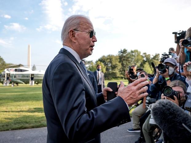 Biden meets national security team to discuss situation in Afghanistan