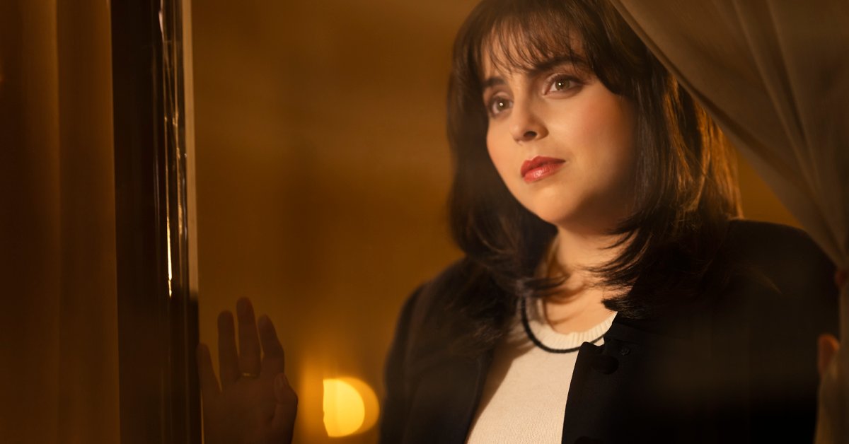 Impeachment: American Crime Story Frames the Clinton Scandal as a Case of Women Sabotaging Women. Is That Really So Revolutionary?