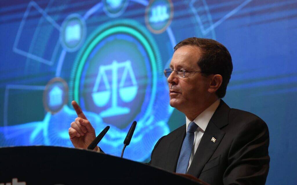 Urging action, president laments deadly organized crime as ‘civilian terrorism’