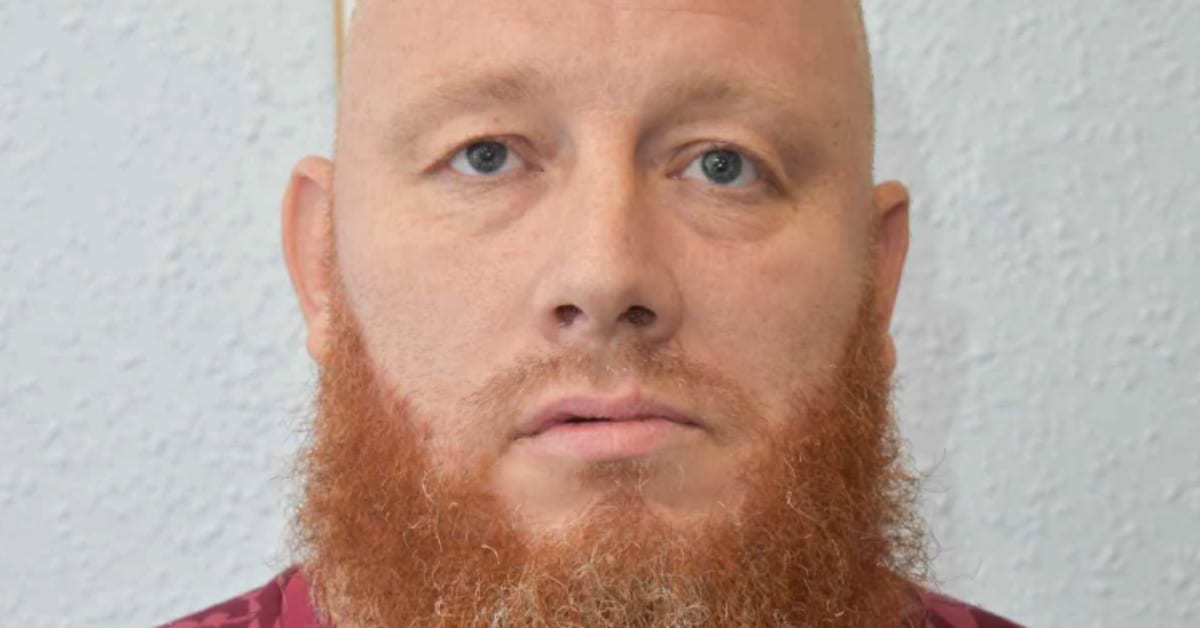 Man jailed after Counter Terrorism Command indentifies terrorist content online