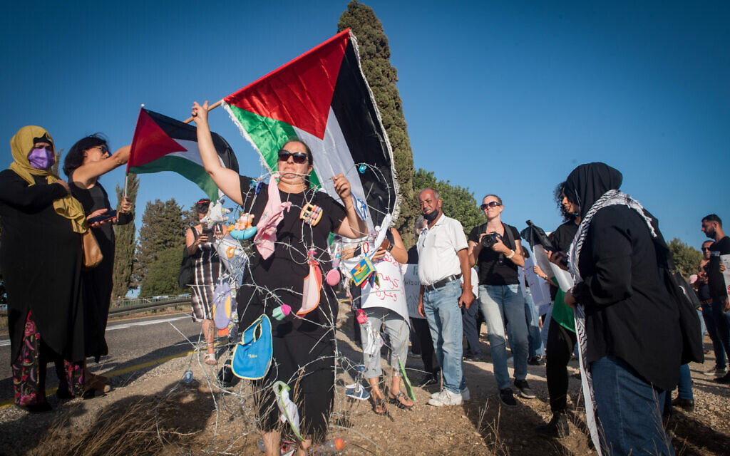 Israeli military court frees pregnant Palestinian security prisoner on bail