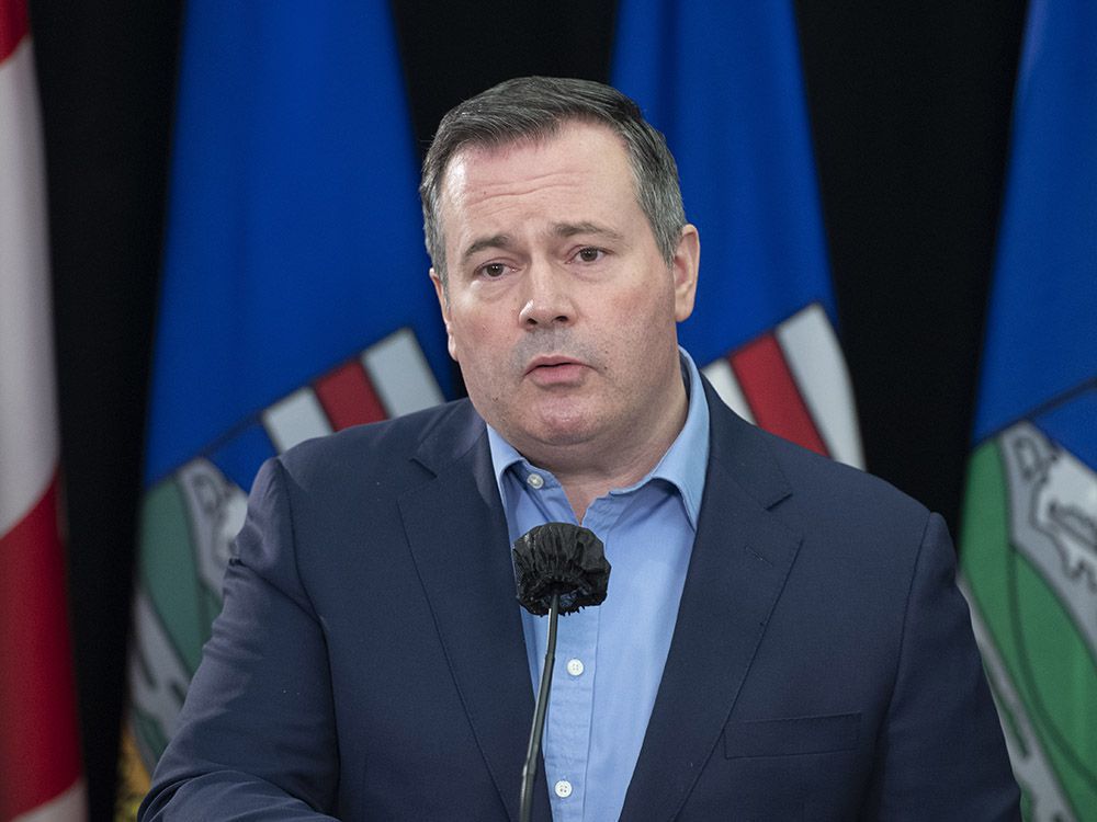 Alberta reinstates mask mandate and liquor curfew, implements financial incentive for unvaccinated amid surge in COVID-19 cases