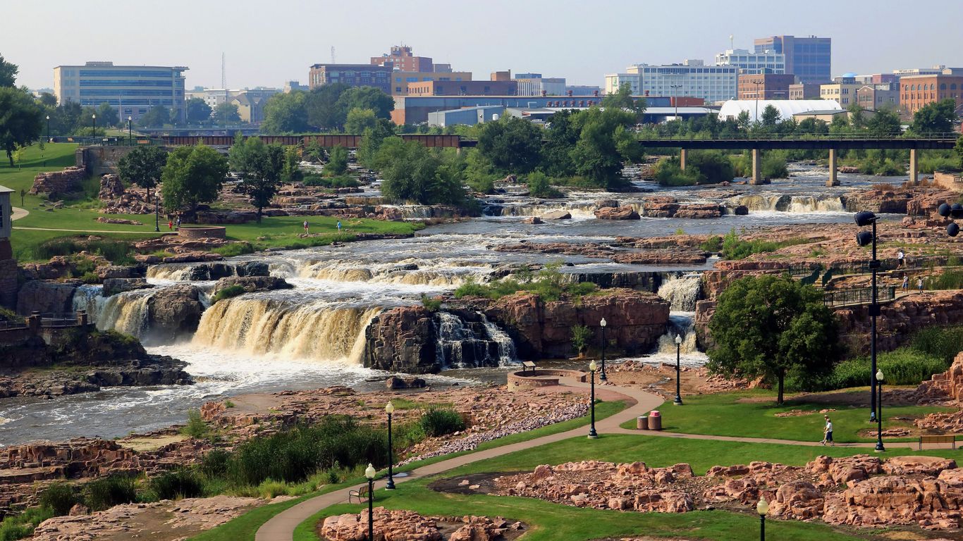 South Dakota rivals offshore tax havens “in financial secrecy,” Pandora Papers probe alleges