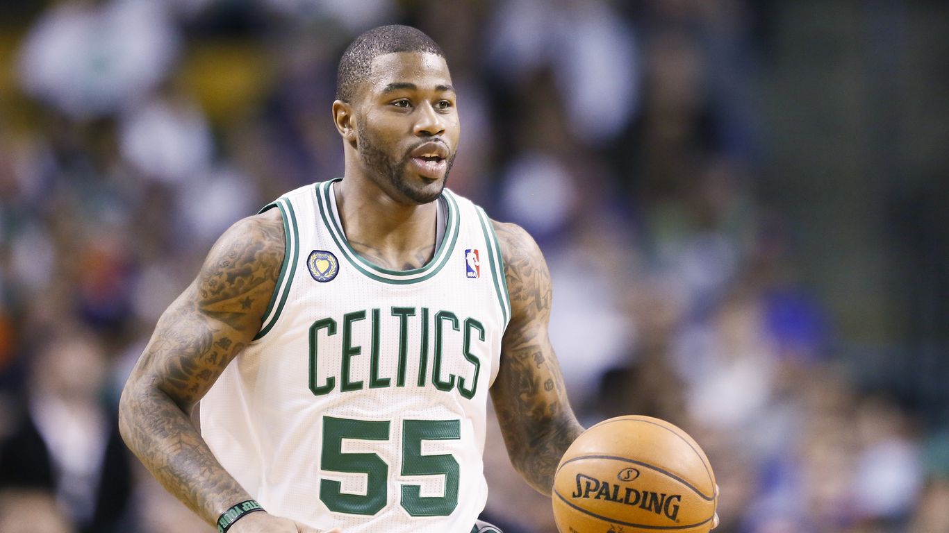 18 former NBA players charged with health insurance fraud
