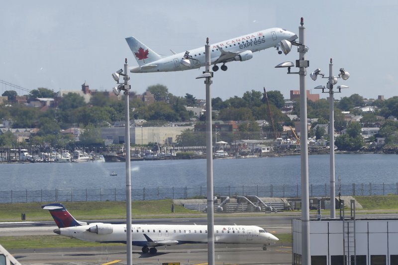 Passengers evacuated from plane at NYC’s LaGuardia due to ‘security threat’