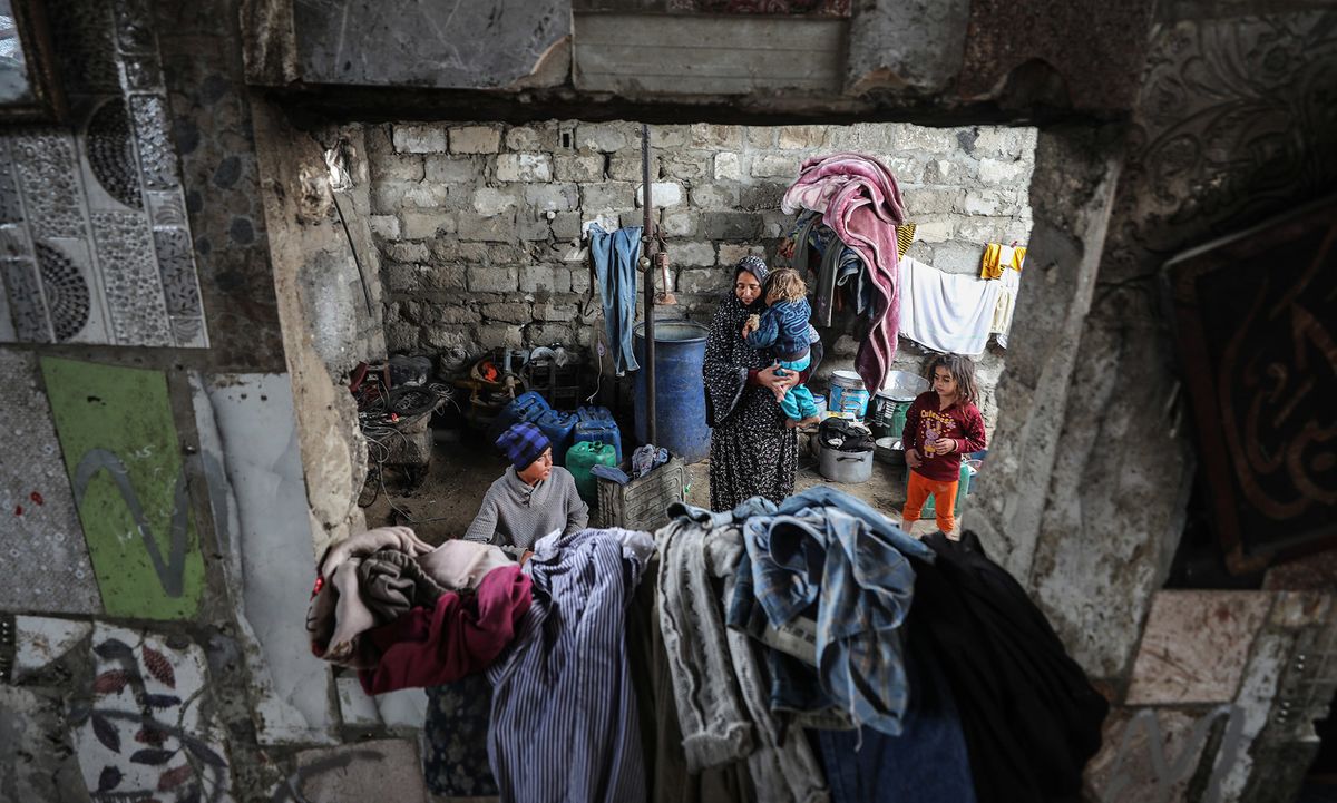 Qatar Resumes Financial Aid to Needy Families in Gaza Strip