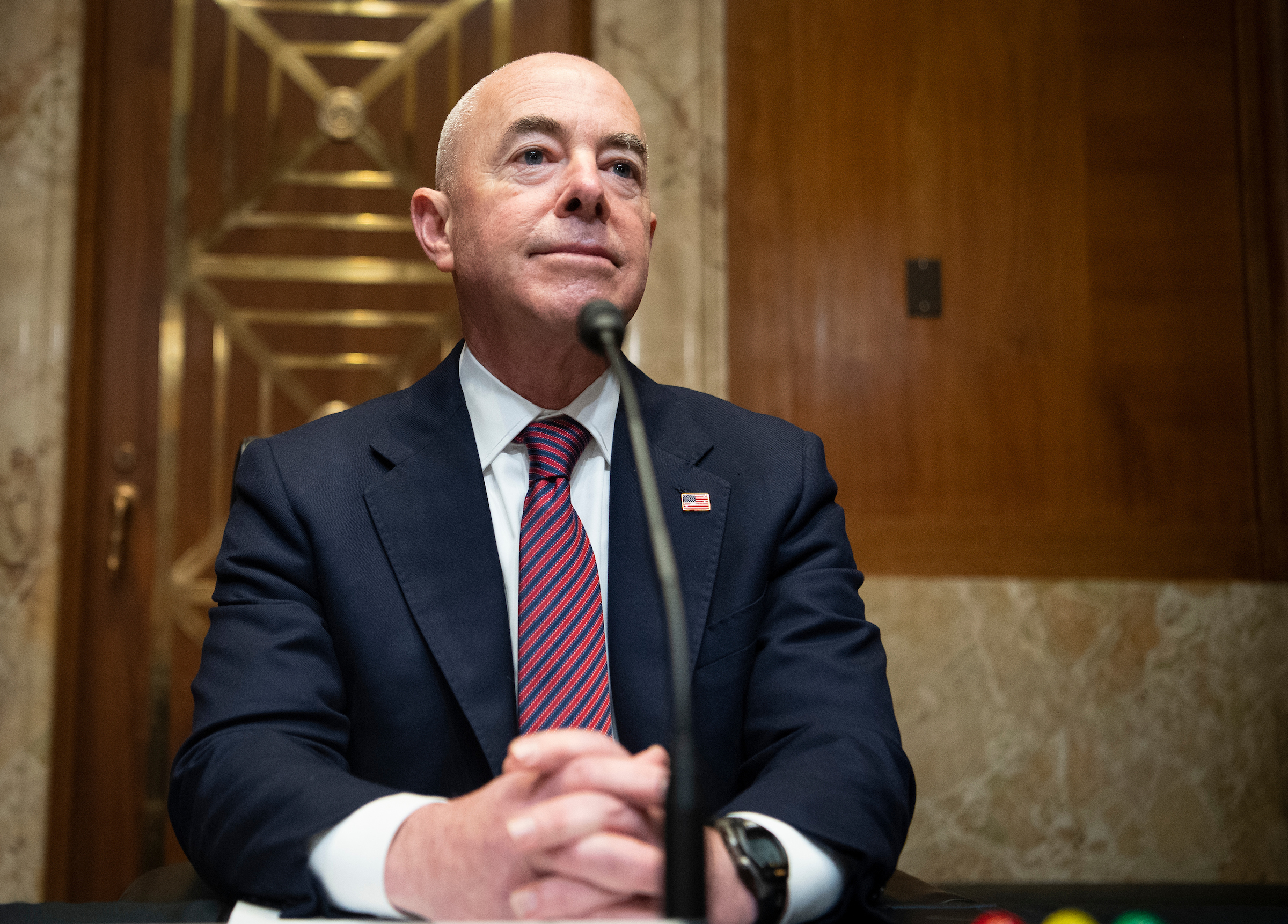 Homeland Security chief contracts COVID-19