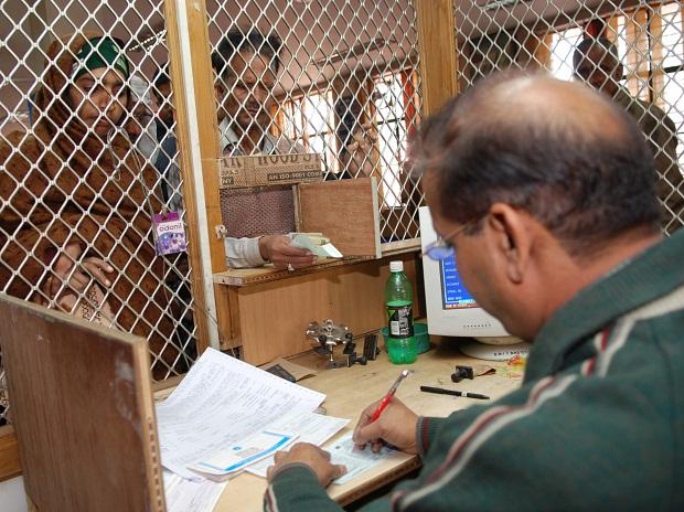 PSBs told to push for financial inclusion, expand insurance coverage