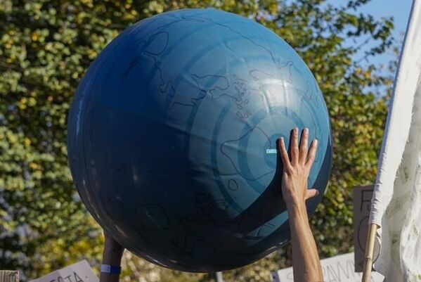 G-20 make mild pledges on climate neutrality, coal financing
