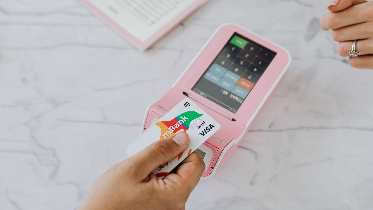 Pay Daily Expenses with Crypto Using Weld Money Card