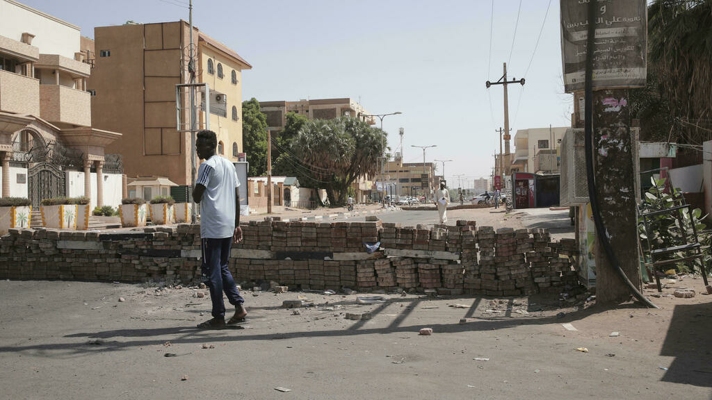 Sudan security forces fire tear gas as protesters begin 2-day anti-coup campaign