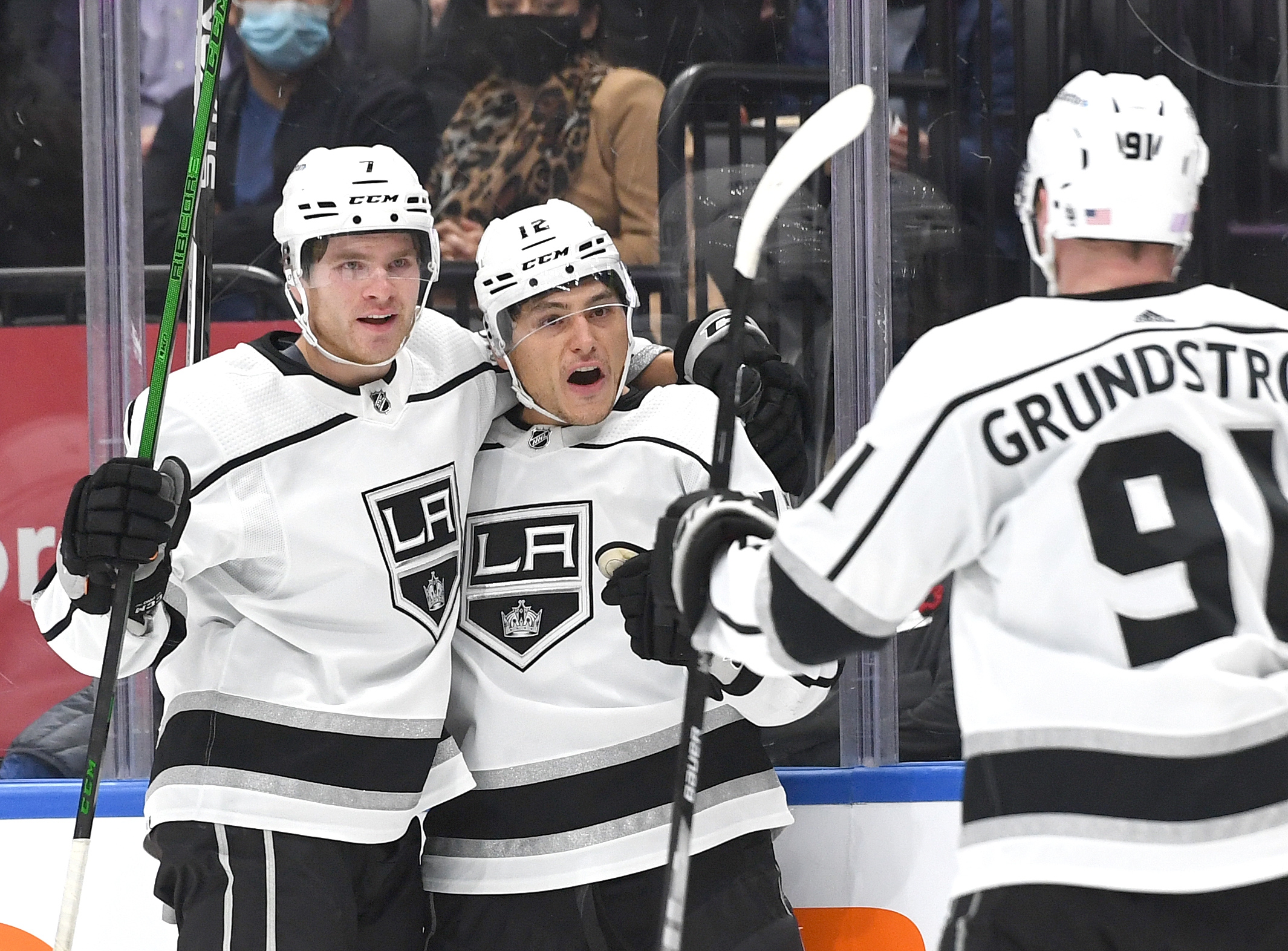 Ex-Leaf nets Los Angeles Moore for its money