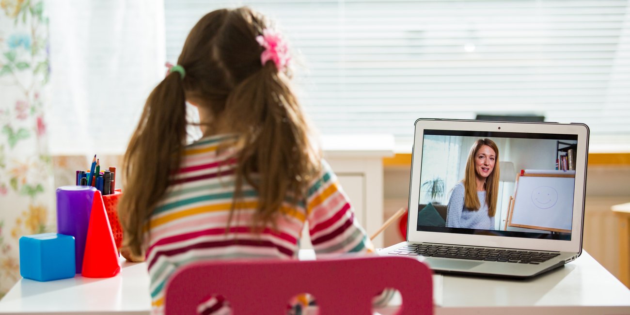 Microsoft touts Windows 11 SE: A locked-down OS to give Chromebooks a run for their money in schools