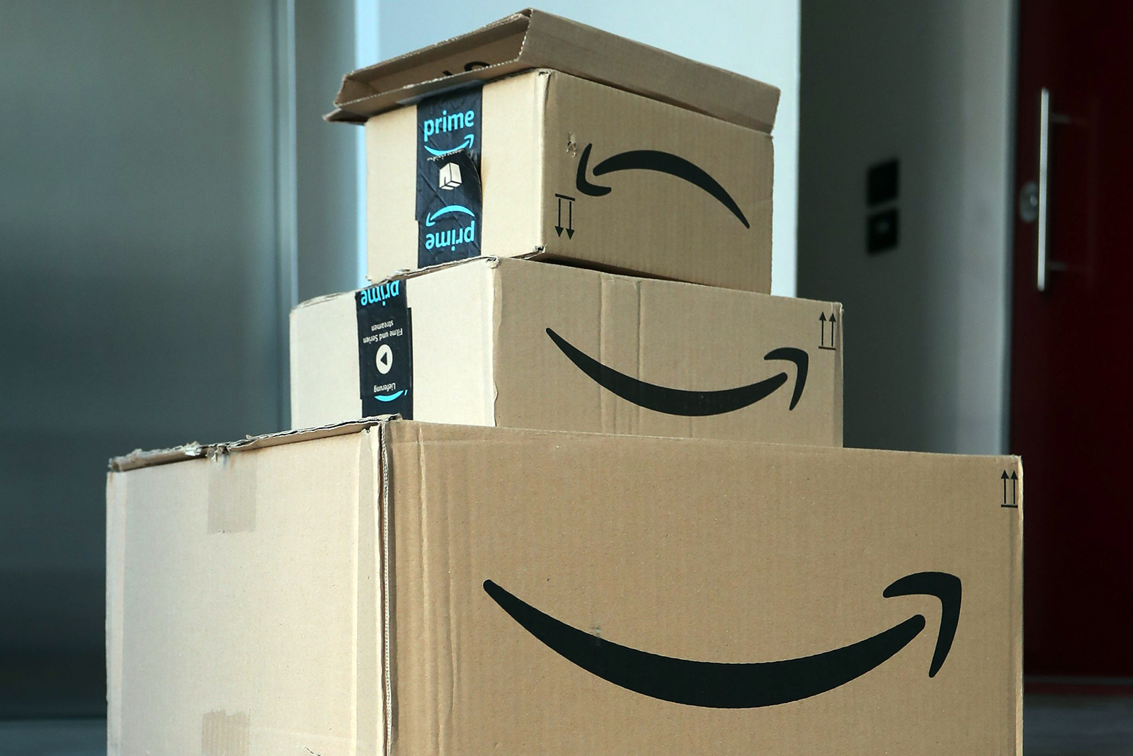 This recalled product from Amazon and Wayfair already cut 6 people, so get your money back
