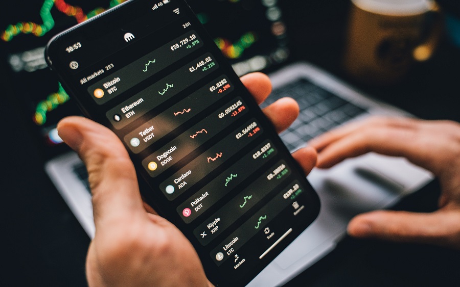 How Nigerians are making money from the Cryptocurrency industry