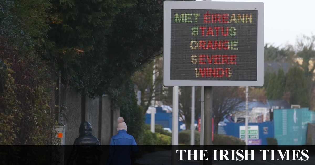 Traveller couple sleeping in car ‘borrow money’ for B&B to escape storm