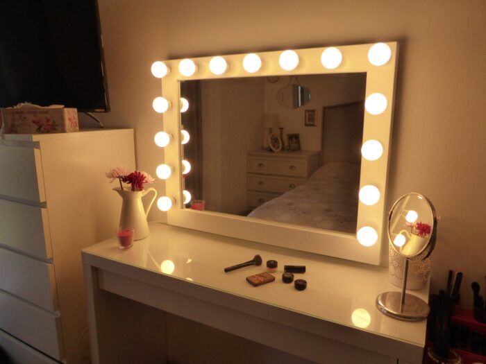 Are Lighted Vanity Mirrors Worth the Extra Money