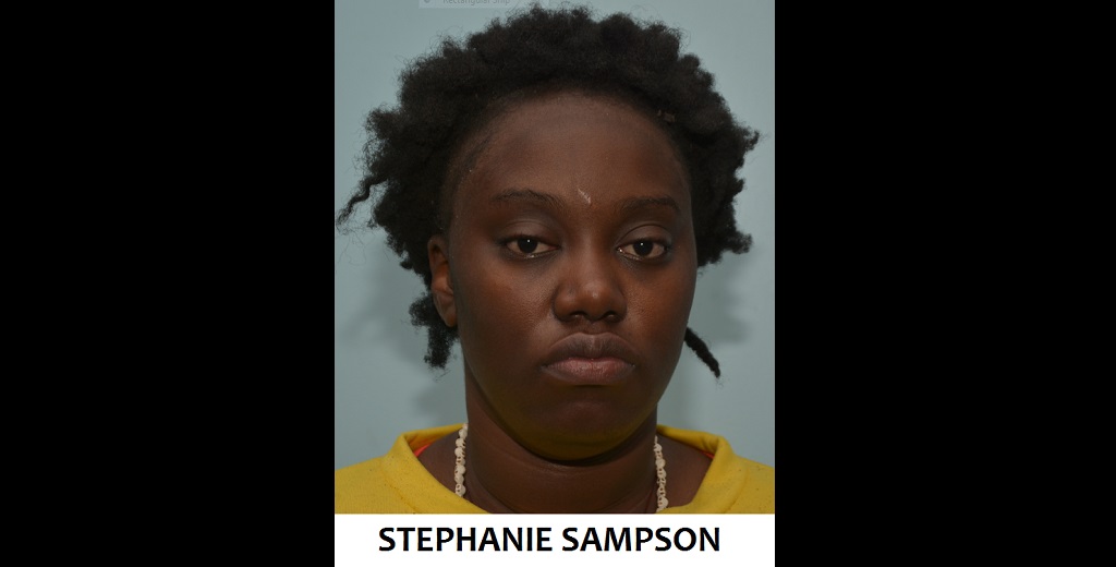 Yuma costumes, hotel room, furniture on sale: Woman accused of fraud