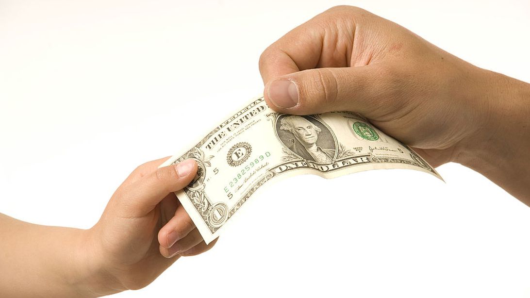 5 ways to give kids money during the holidays