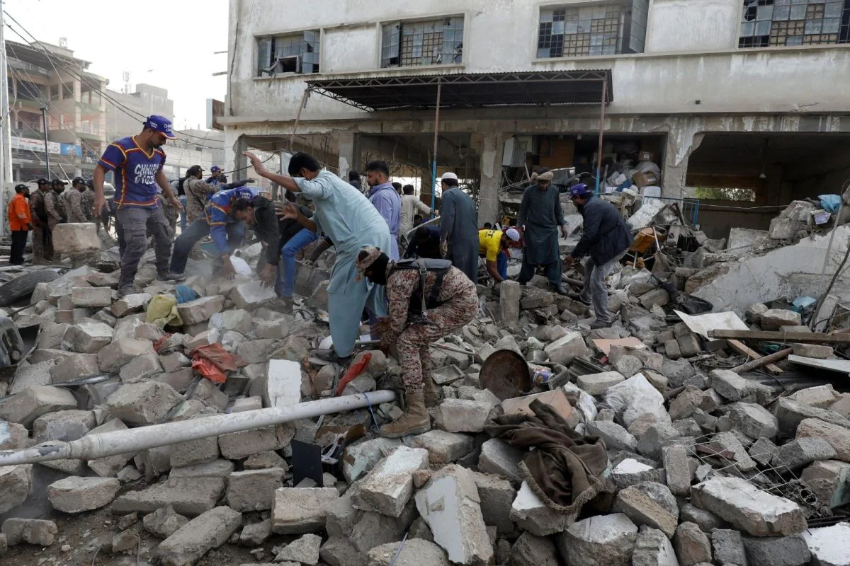 Pakistan’s Karachi Blast Death Toll Climbs to 17; No Leads to Indicate Terrorism, Say Police