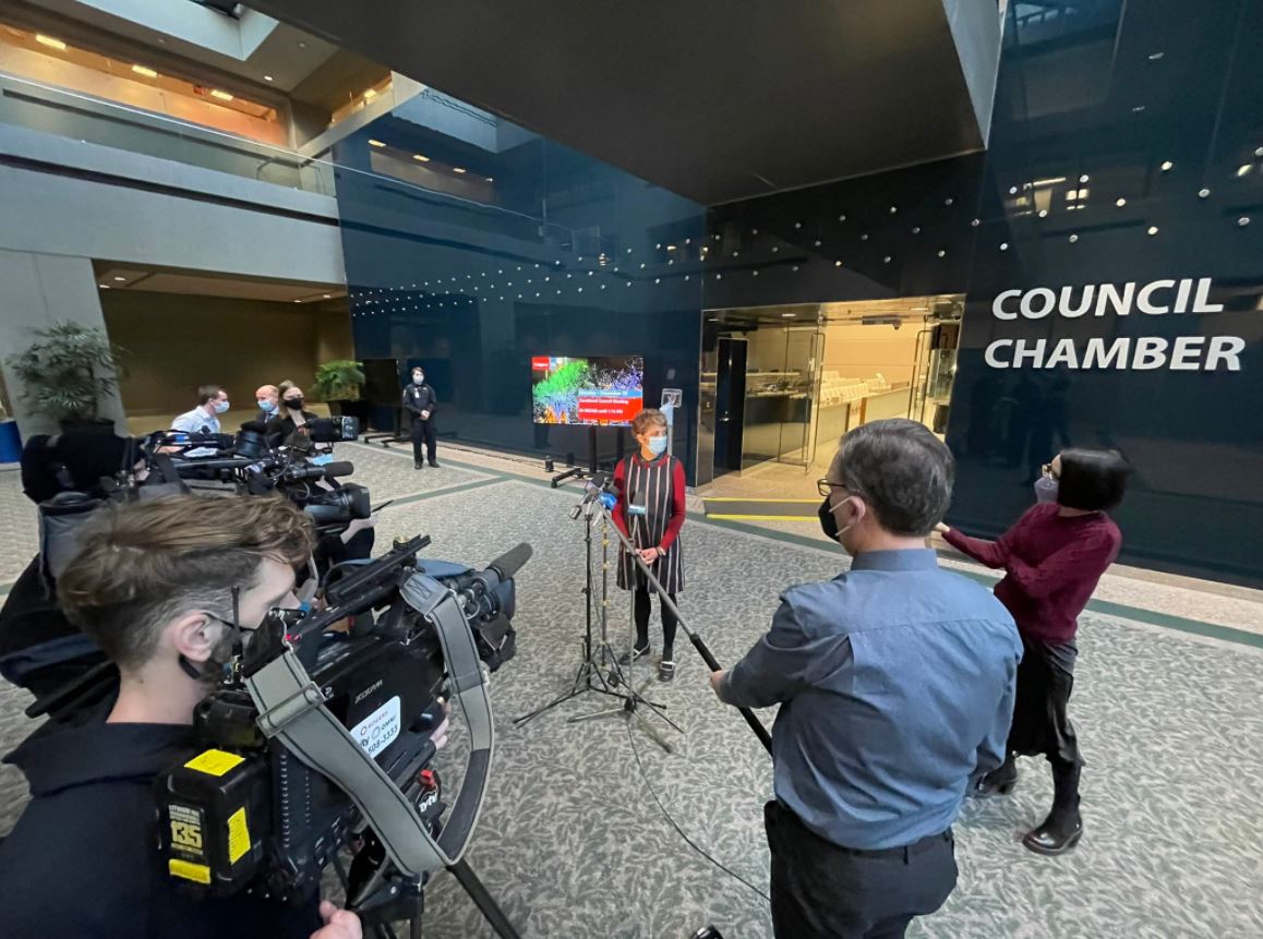 Calgary’s support for Bill 21 legal challenge won’t include taxpayer money for now
