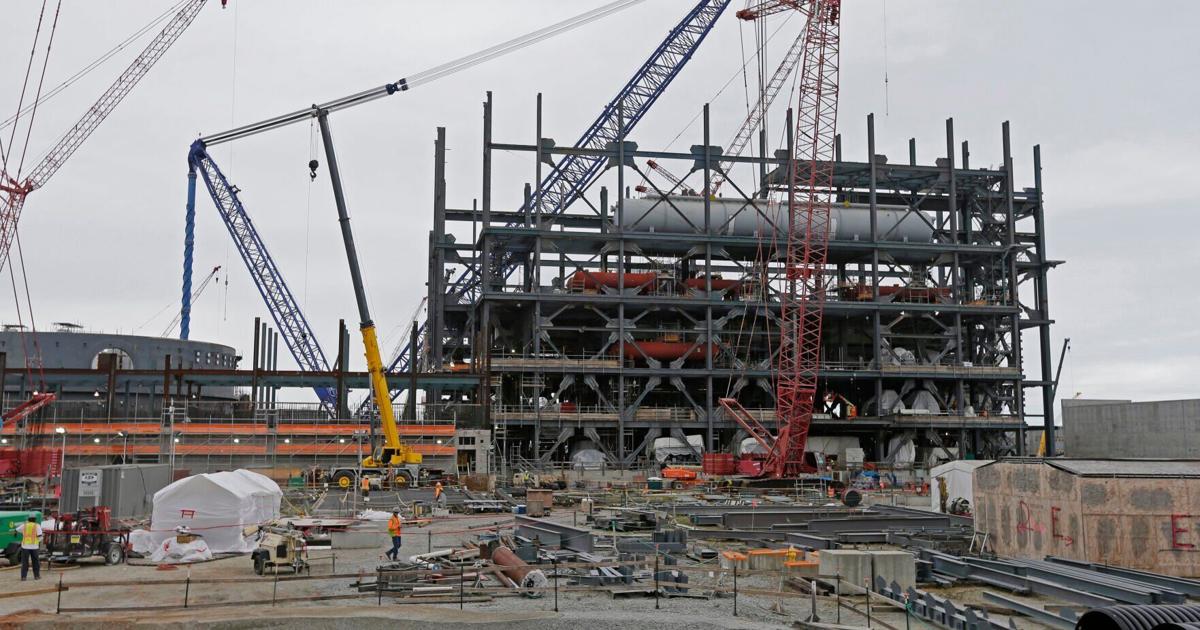 Records: Ex-CEO won’t face charges in nuclear fraud case