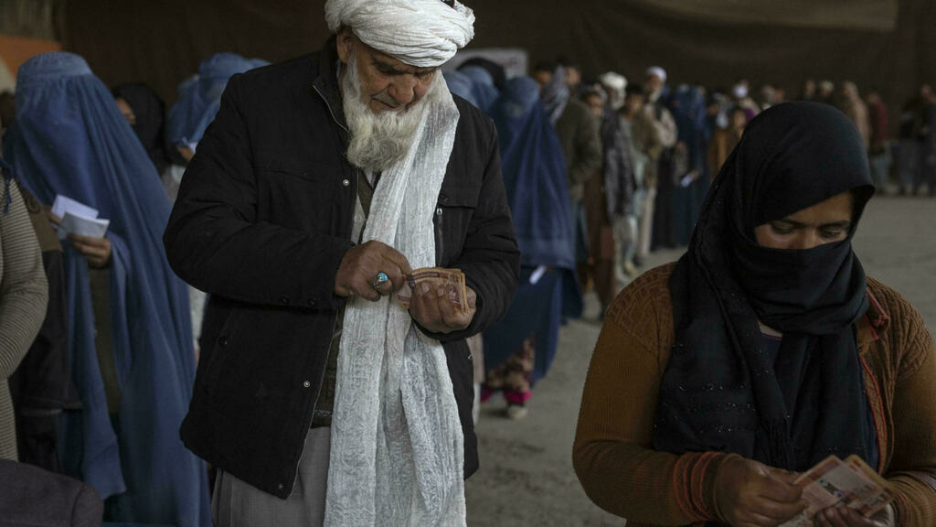 UN Security Council adopts resolution to ease flow of aid to Afghanistan