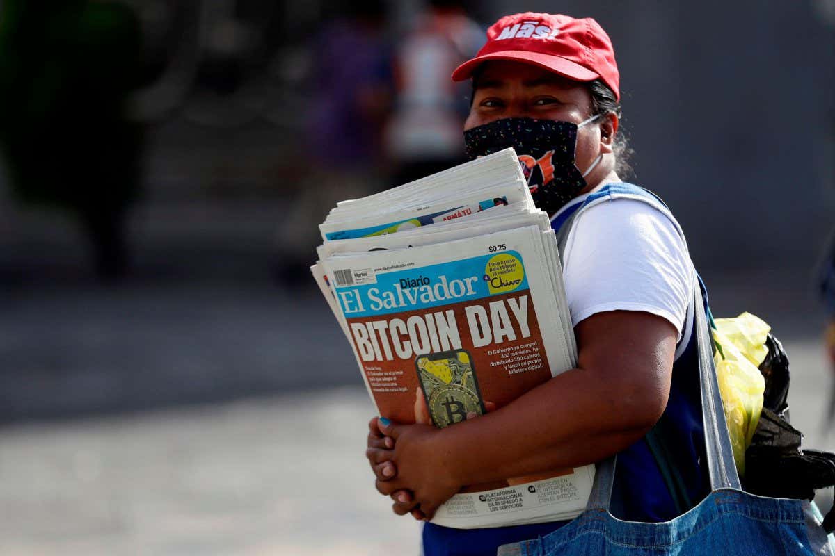 Hundreds of Salvadorans claim money is vanishing from bitcoin accounts