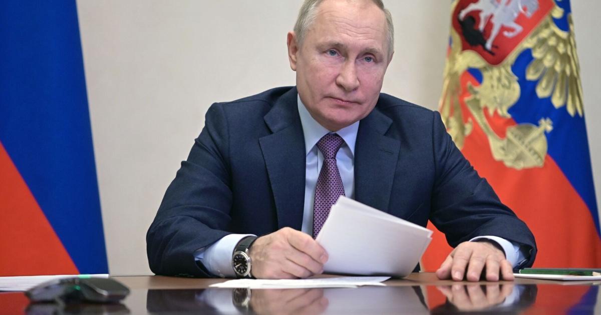 Kremlin expects US answer on security guarantees next month
