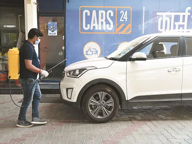 Cars24 and Bajaj Finance partner to provide financing to used car buyers