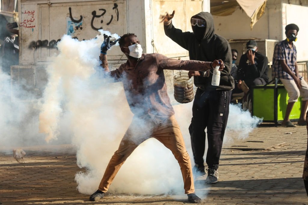 News24.com | Security forces fire tear gas at protesters in Sudan -TV