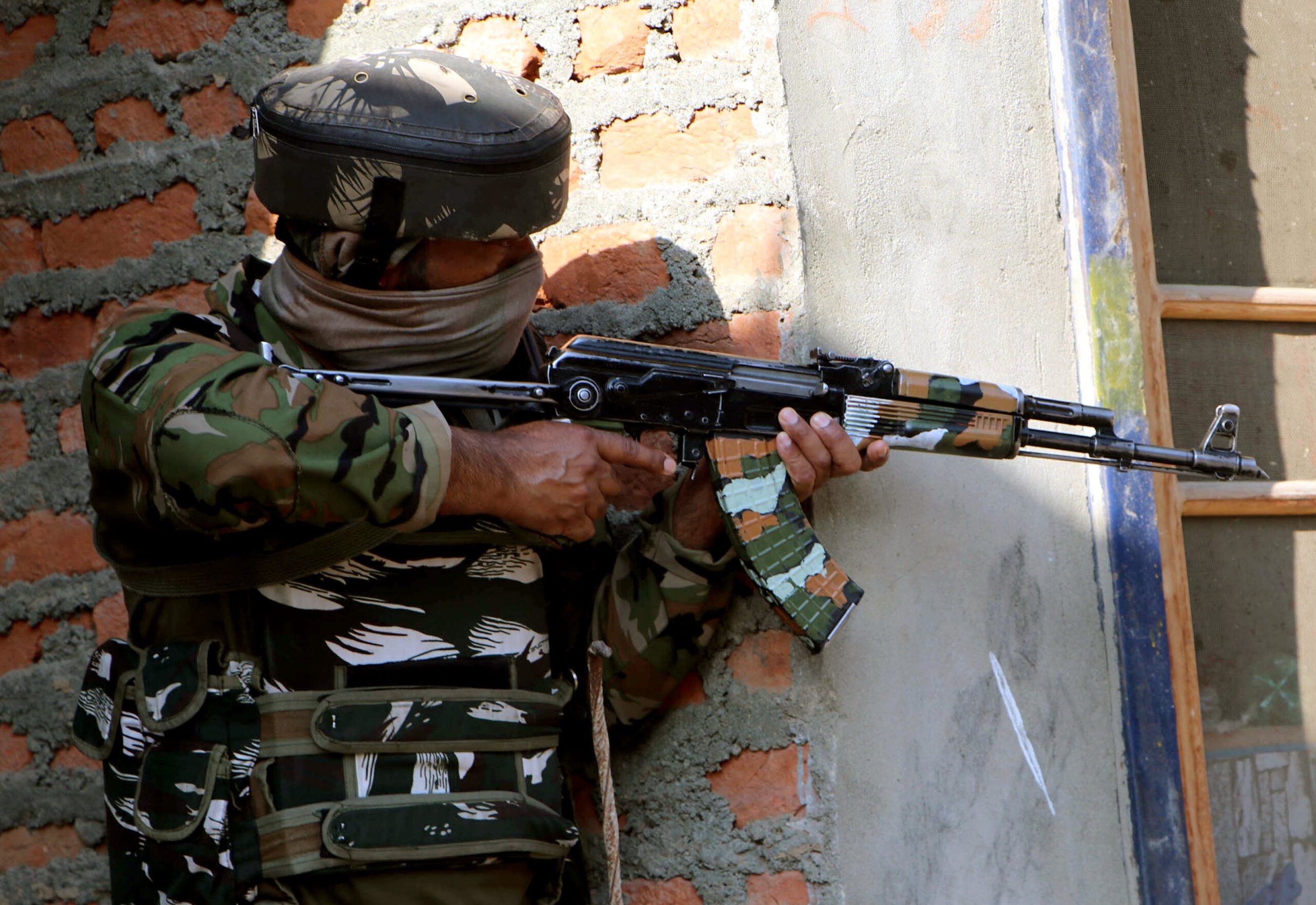 Encounter breaks out between militants, security forces in J&K’s Kulgam