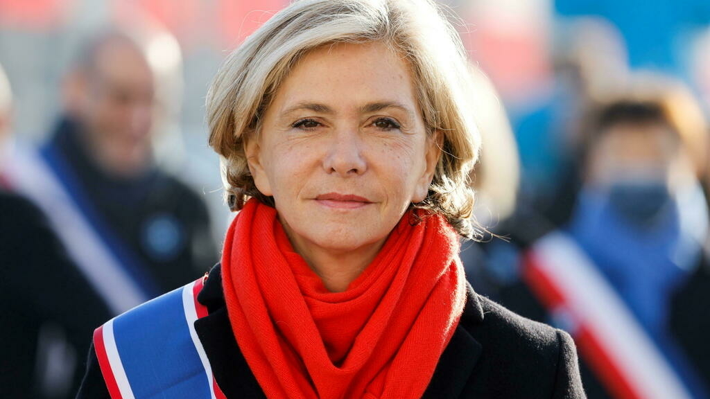 Macron’s conservative challenger Pécresse vows to get tough on crime