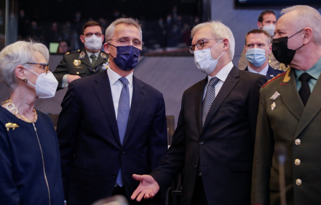 NATO: ‘No ultimatums’: Russia sets out security demands at NATO meeting