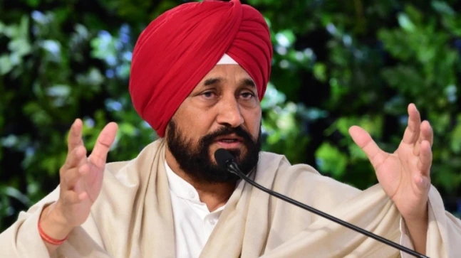 ‘Tum salamat raho qayamat tak’: Punjab CM expresses regret over PM Modi security lapse via shayari at Covid meet