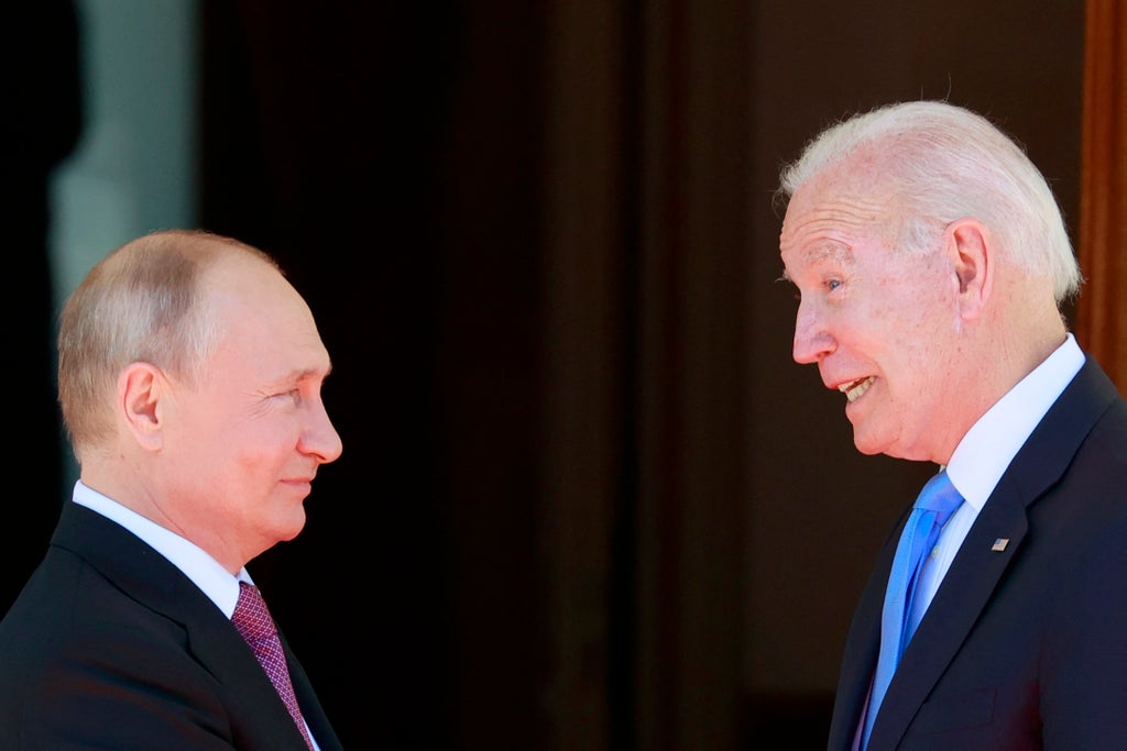 Ukraine news -escalate immediately, Nato warns Russia as it responds to Putin’s security demands