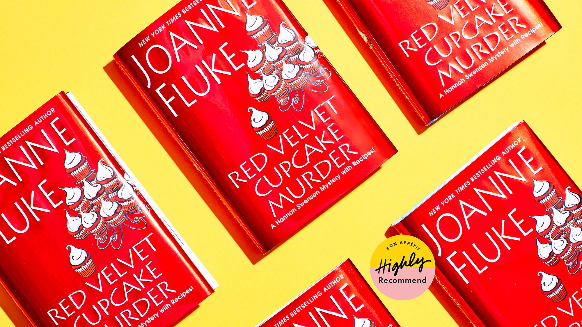 If You’re a Crime Fan With a Sweet Tooth, This Cozy Mystery Series Is For You
