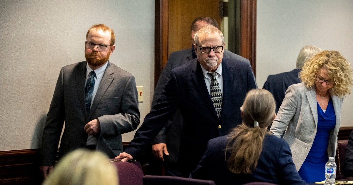 Ahmaud Arbery’s killers headed to federal trial after withdrawing guilty pleas on hate crime charge