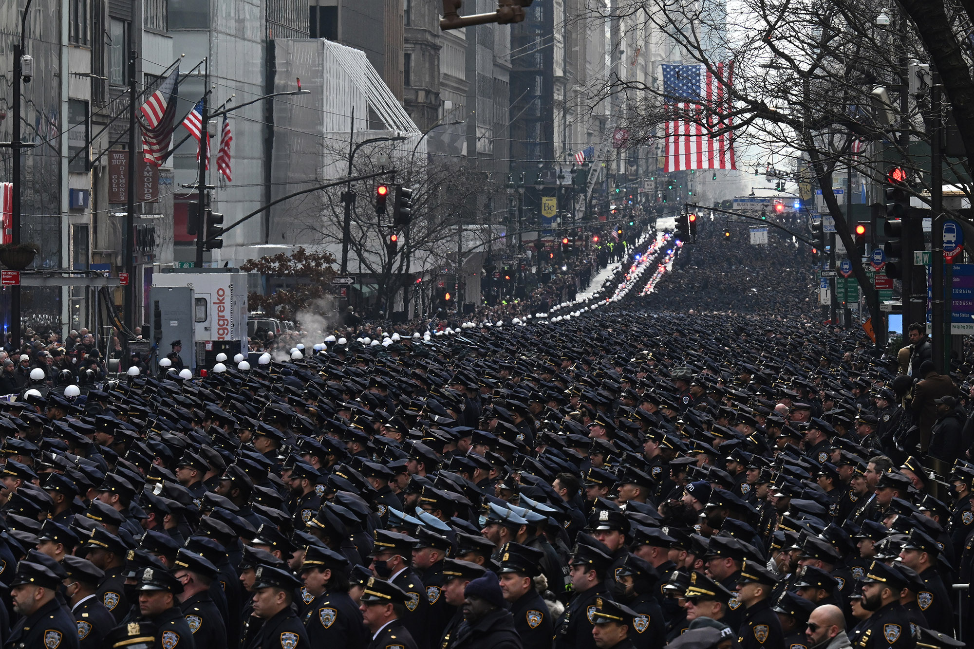 74 percent of NYC voters say crime is very serious problem in Big Apple: poll