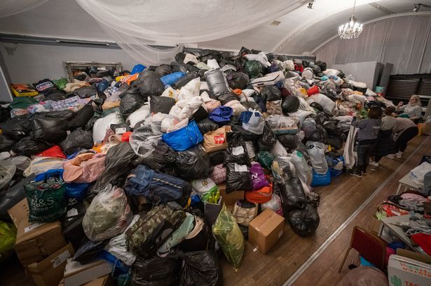 Generous Brits donate vital supplies and money to Ukrainian refugees fleeing home