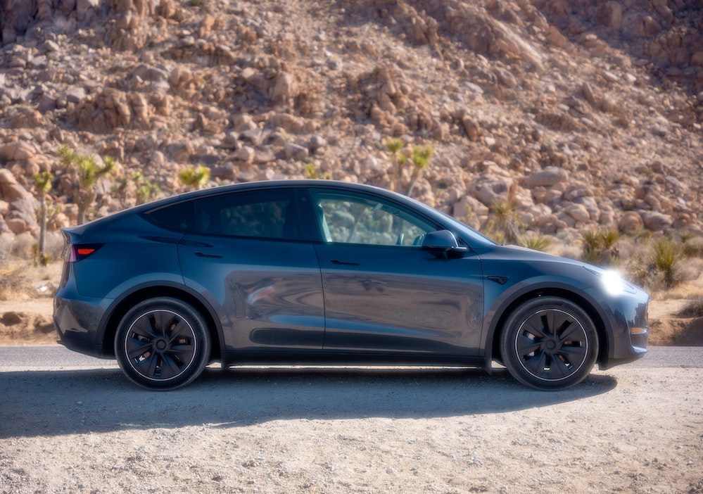 Law enforcement agency reluctant to buy more Tesla Model Y as “they’re not a suitable police car” and don’t save money