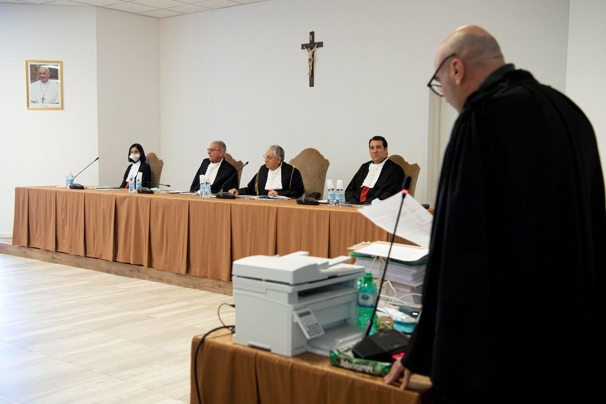 Vatican megatrial ready to address financial crimes after dismissing defense motions
