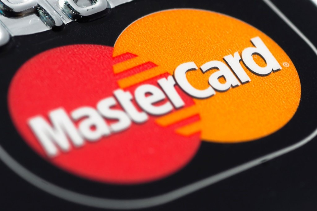 News24.com | Mastercard blocks multiple financial institutions over sanctions on Russia