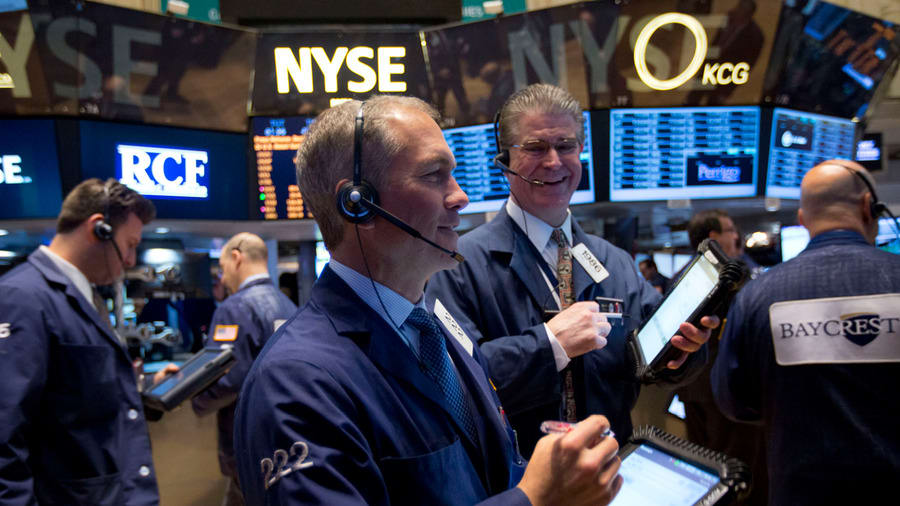 Cramer’s Mad Money Recap 3/1: Domino’s Pizza, Salesforce.com