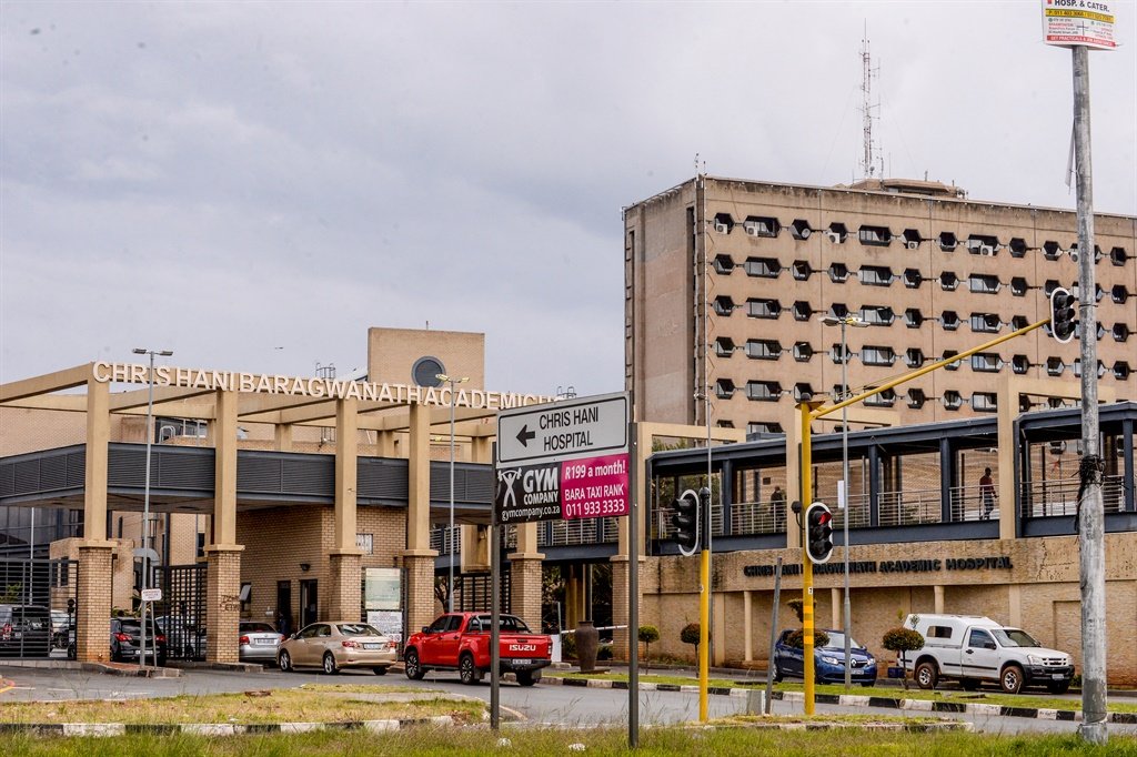 News24.com | Baragwanath hospital runs out of food, nurses pool money to buy patients corn on cob for lunch