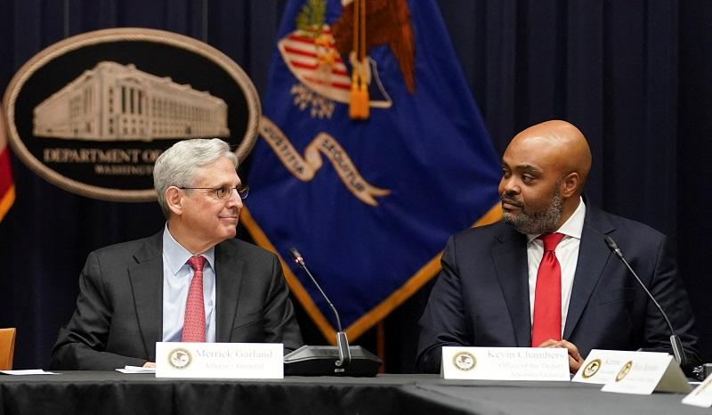 US Justice Dept taps chief prosecutor to lead COVID fraud probes